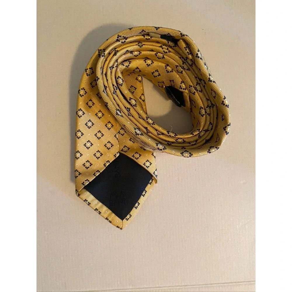 Jos. A. Bank Heritage Collection Gold Silk Geometric Medallion Necktie